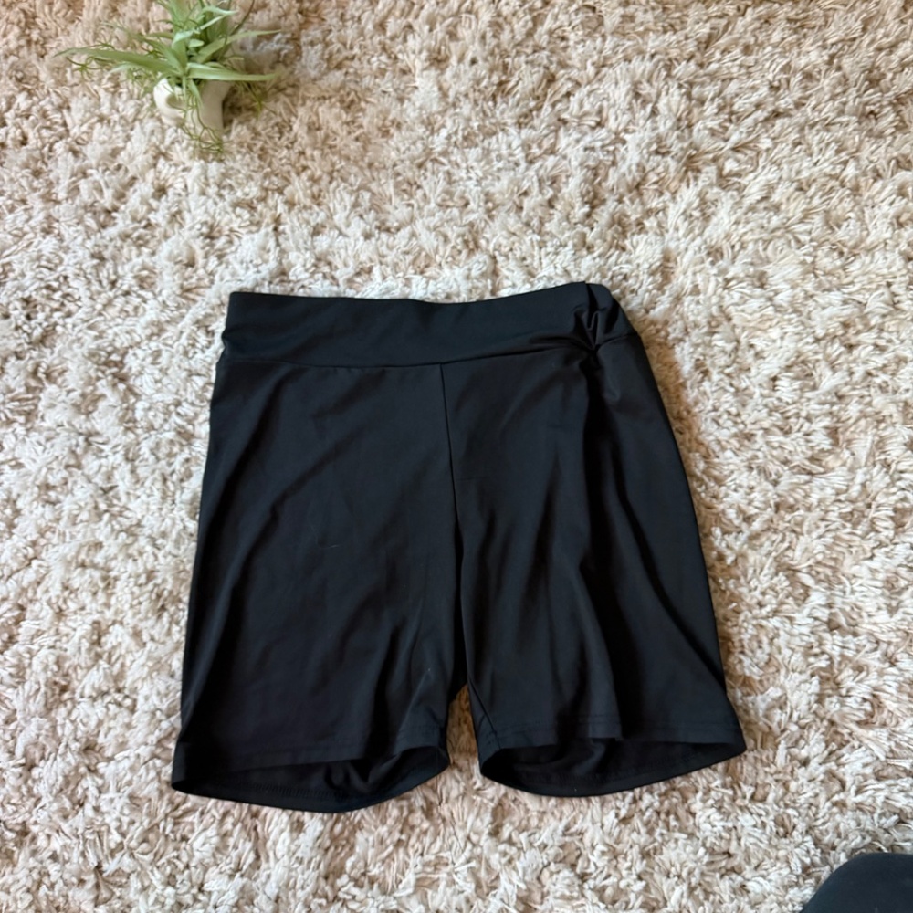 Women's Black Bike biker long sleek athletic sporty cute Shorts comfort and styl - Picture 2 of 3
